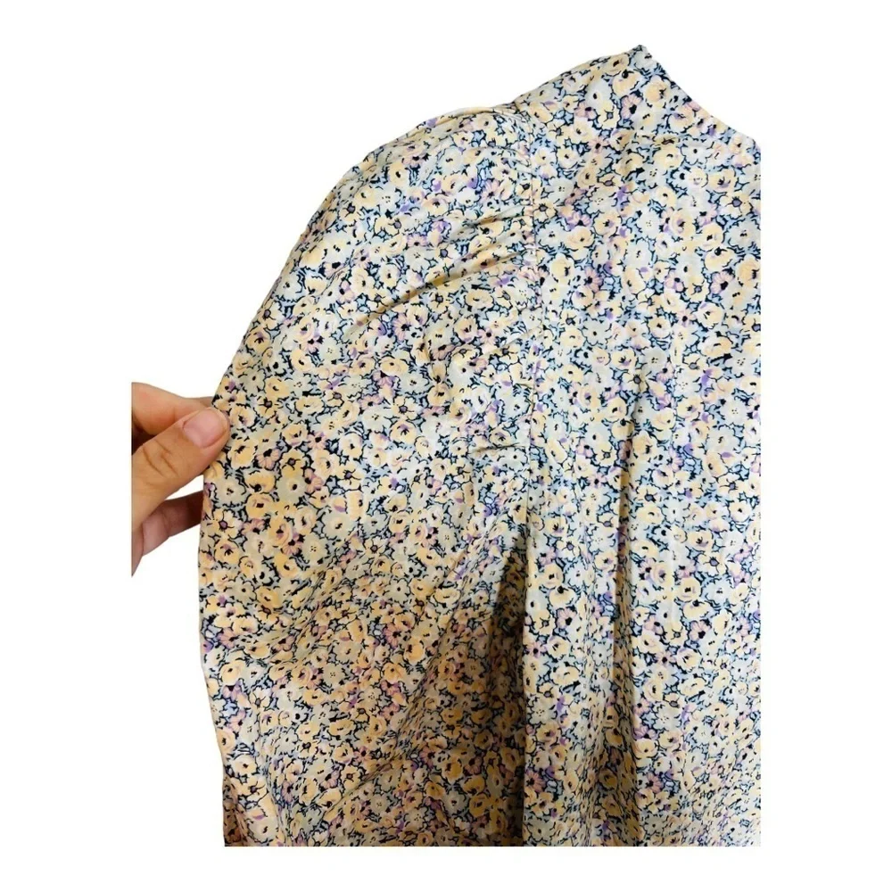 Levis floral puff sleeve top - Picture 6 of 6